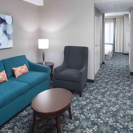 Hilton Garden Inn Detroit/Novi Bagian luar foto