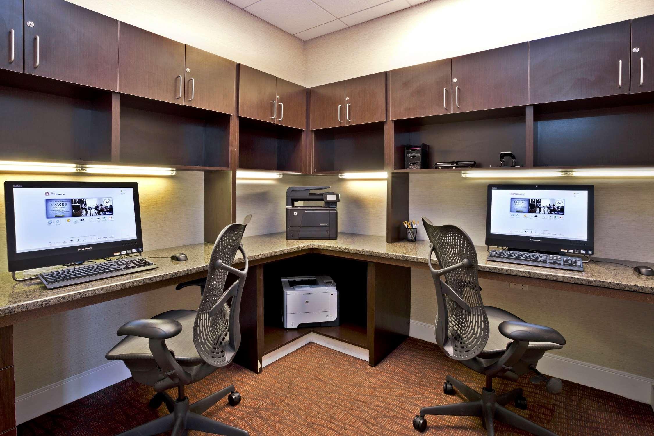 Hilton Garden Inn Detroit/Novi Bagian luar foto