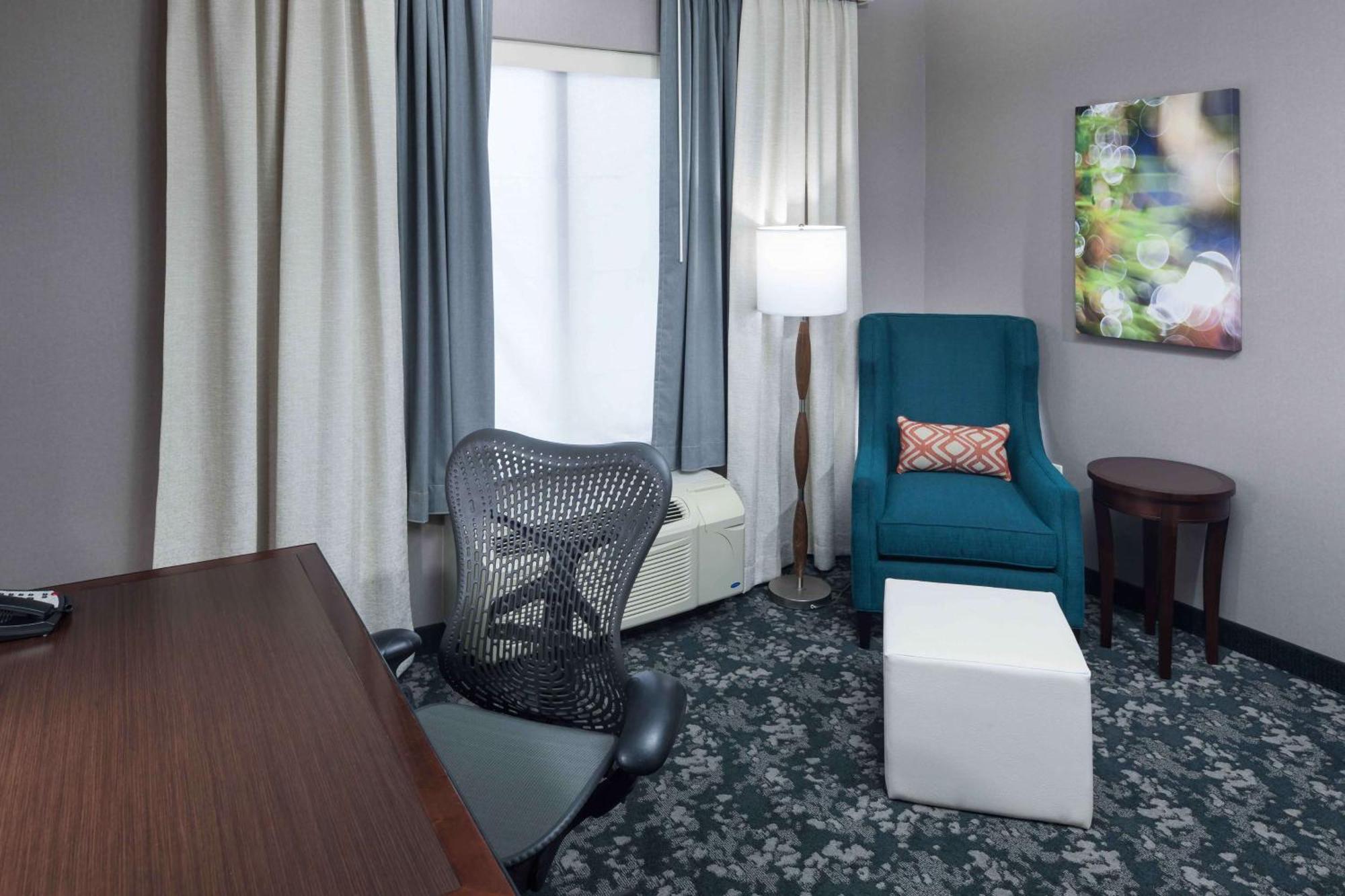 Hilton Garden Inn Detroit/Novi Bagian luar foto