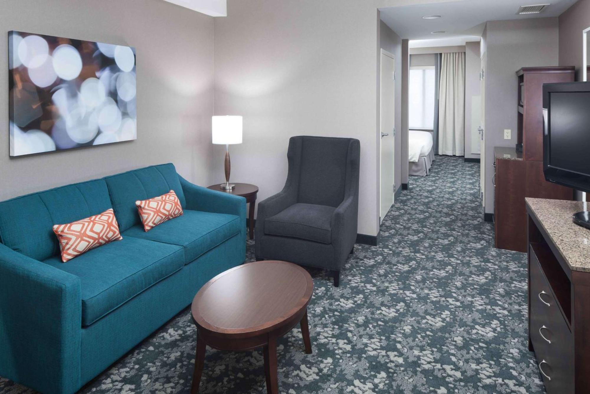 Hilton Garden Inn Detroit/Novi Bagian luar foto